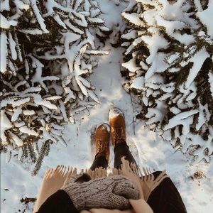 Meet your Posher, Debbie